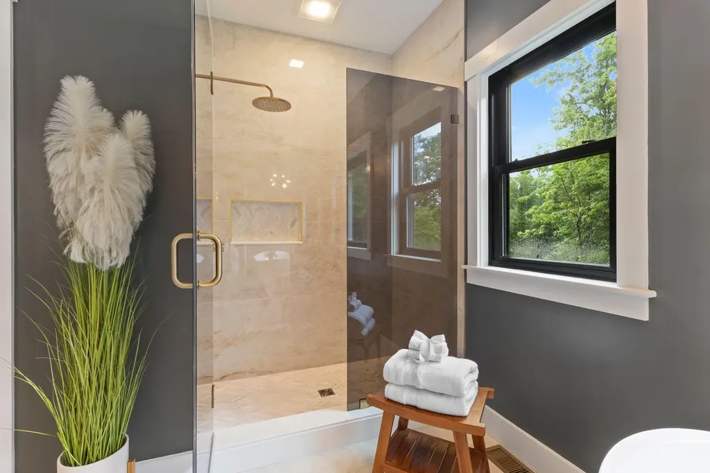 72 Deer Creek Crossing Durham ME 04222