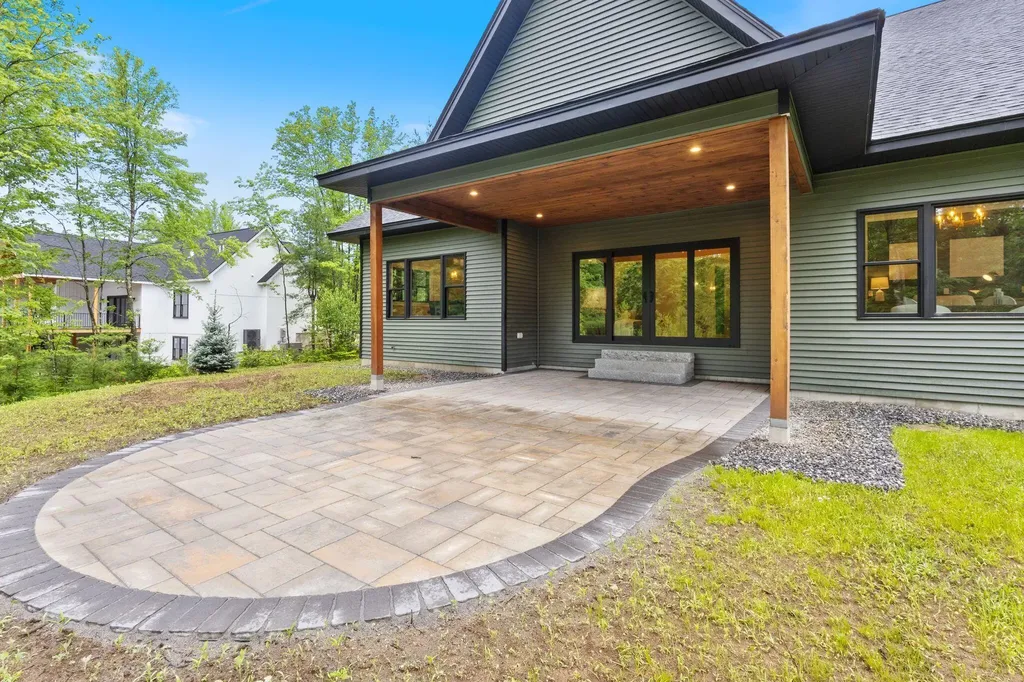 72 Deer Creek Crossing Durham ME 04222