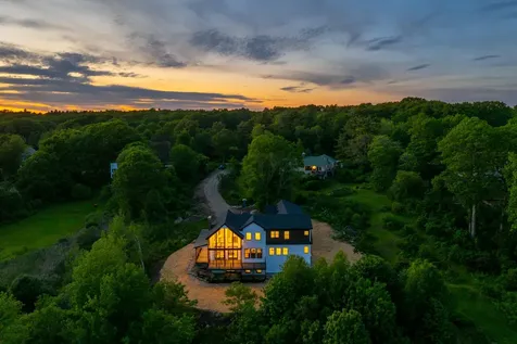 80 Wells Road Cape Elizabeth ME 04107