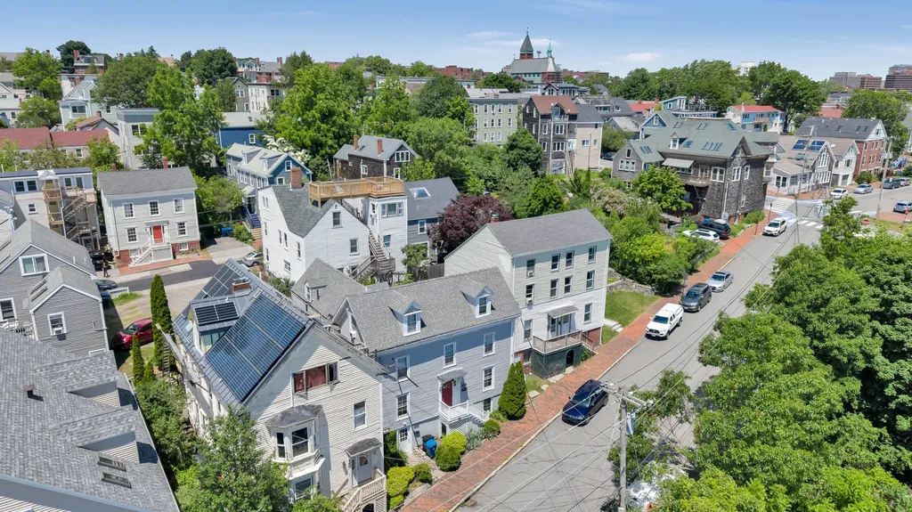 259 York Street Portland ME 04102