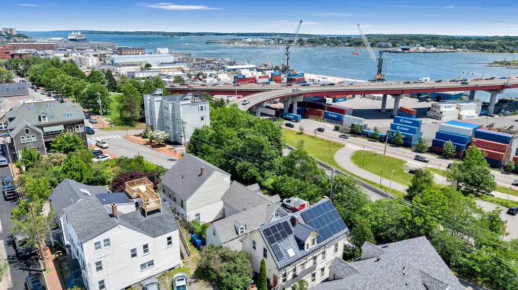 259 York Street Portland ME 04102