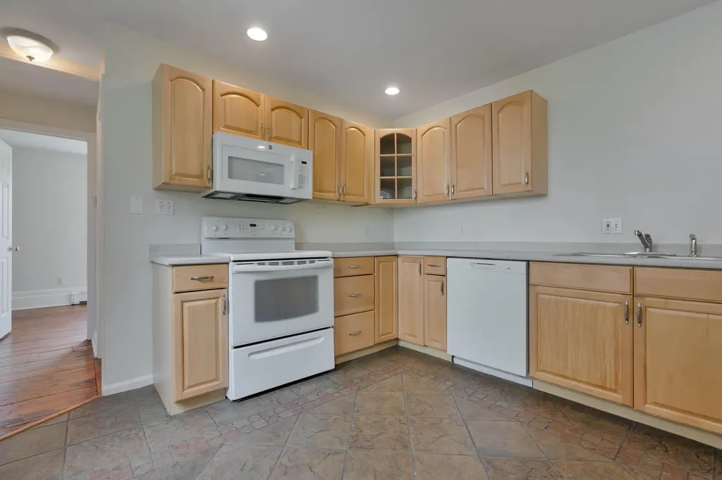 259 York Street Portland ME 04102