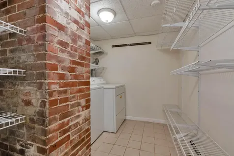 259 York Street Portland ME 04102