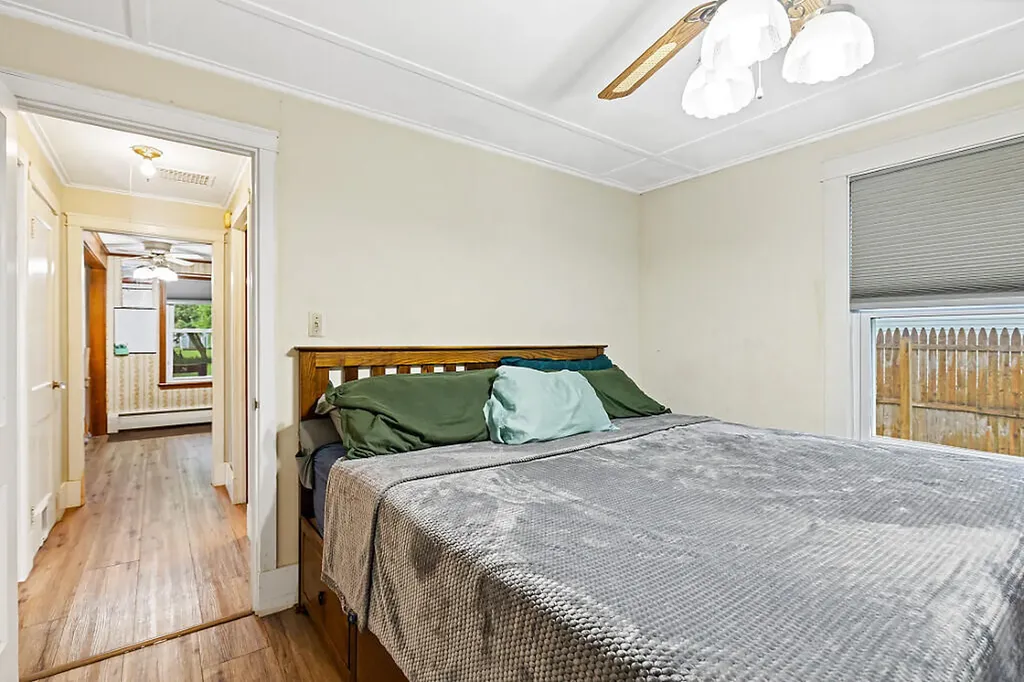 33 Cottage Street Fairfield ME 04901