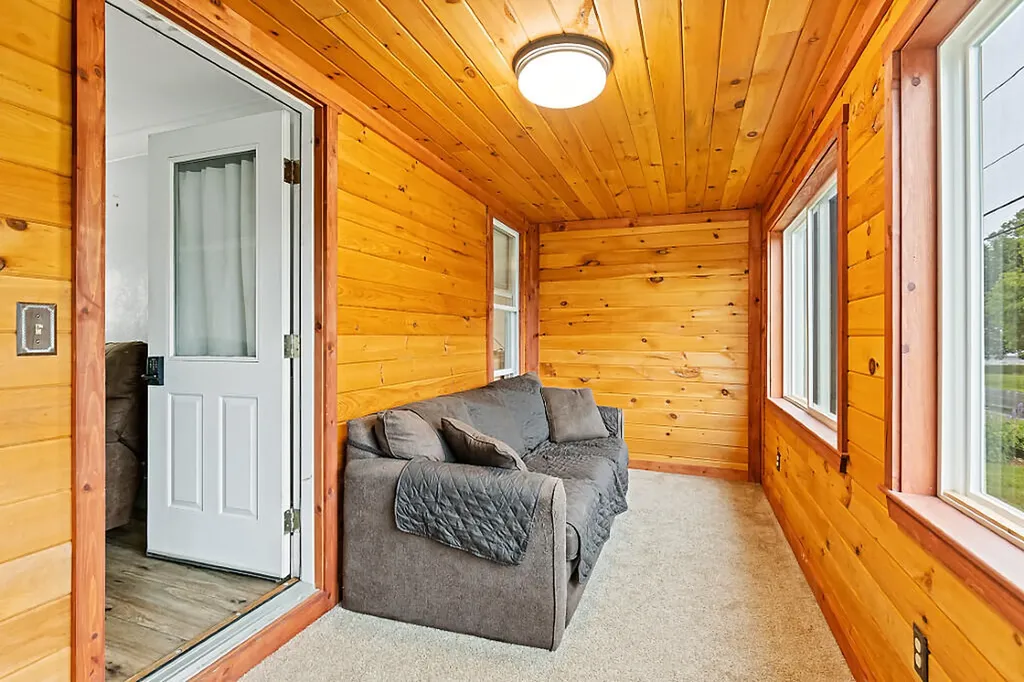 33 Cottage Street Fairfield ME 04901