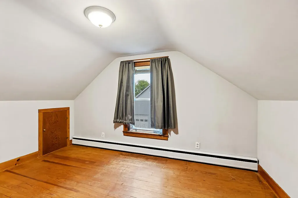 33 Cottage Street Fairfield ME 04901