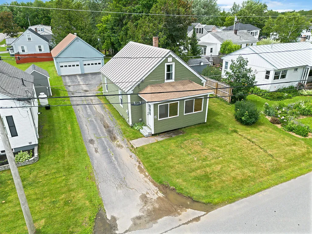 33 Cottage Street Fairfield ME 04901