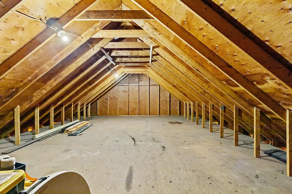 33 Cottage Street Fairfield ME 04901