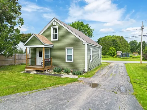 33 Cottage Street Fairfield ME 04901