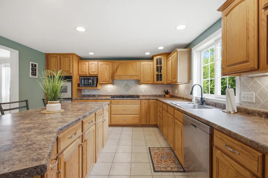 80 River Road Biddeford ME 04005