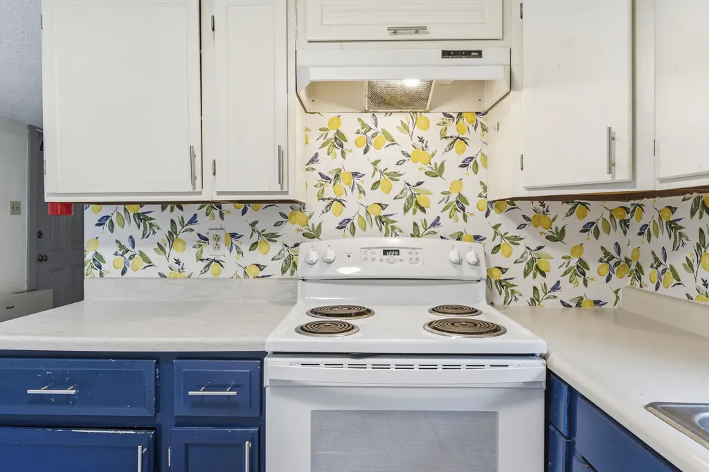 20 Lemon Lane Freeport ME 04032