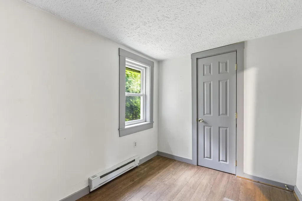 20 Lemon Lane Freeport ME 04032