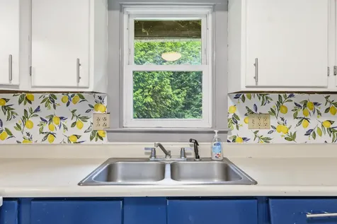 20 Lemon Lane Freeport ME 04032