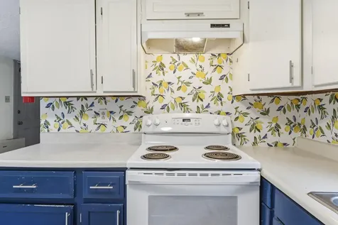 20 Lemon Lane Freeport ME 04032