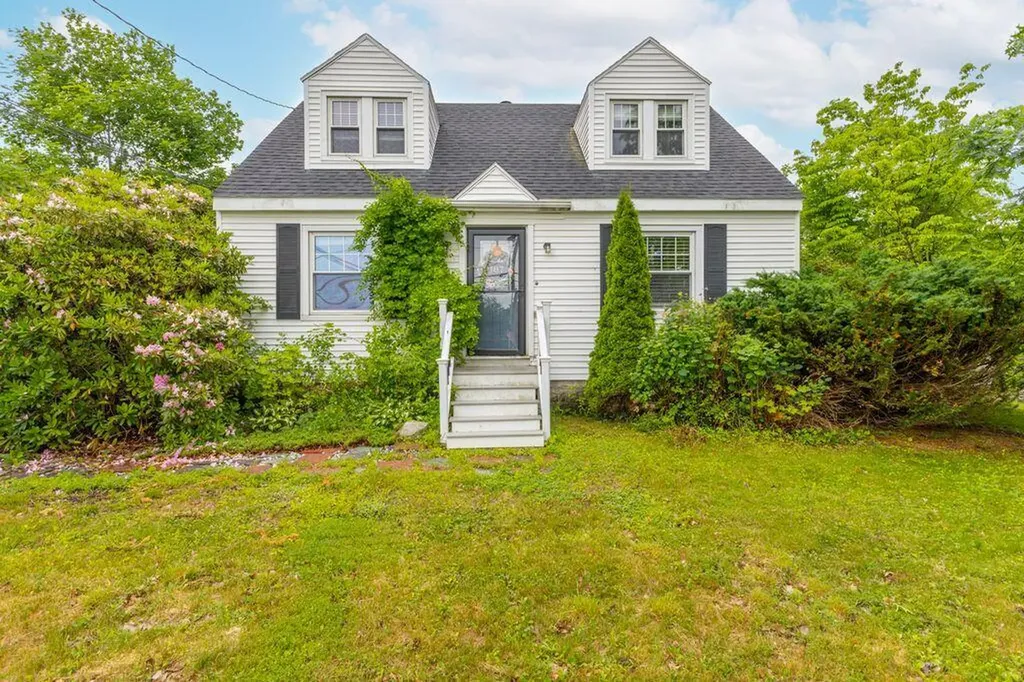 187 Pierce Street Westbrook ME 04092