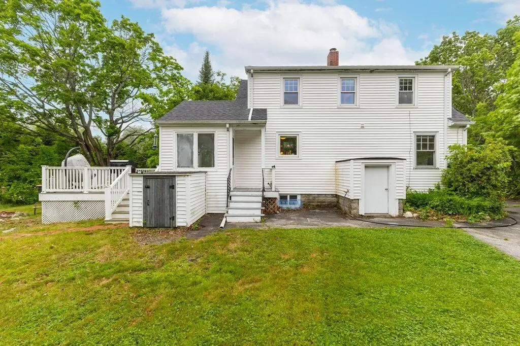187 Pierce Street Westbrook ME 04092