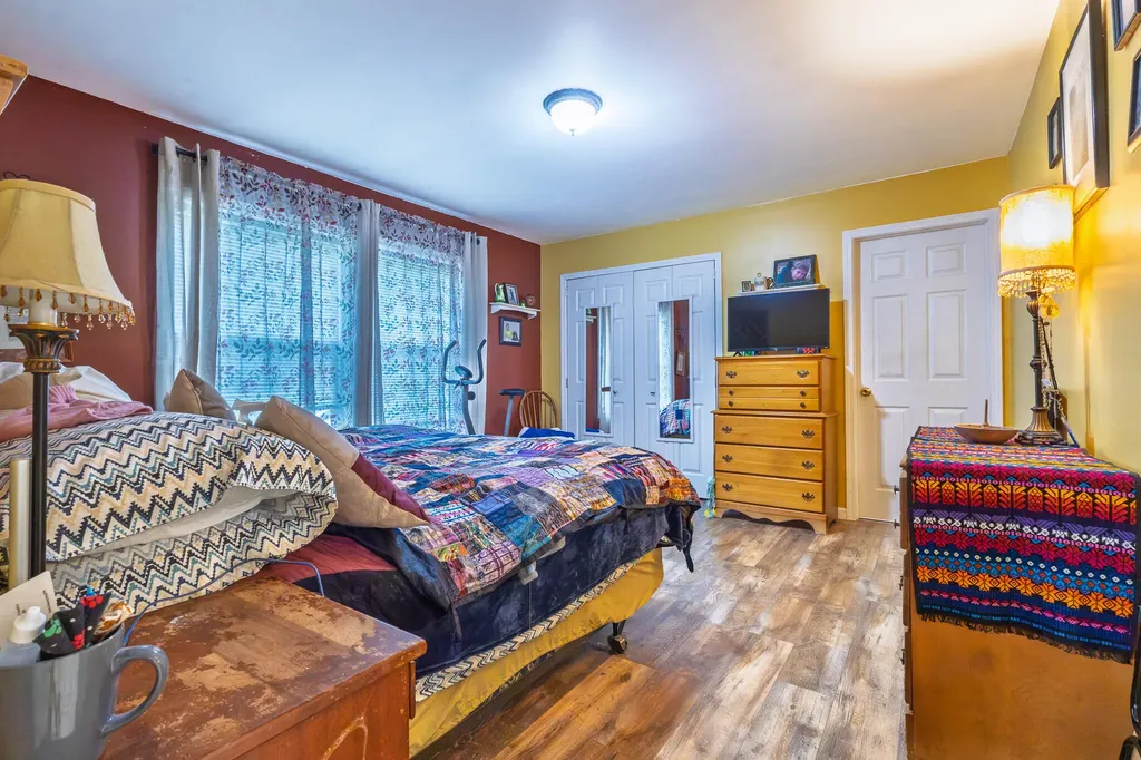 234 Cleve Tripp Road Poland ME 04274