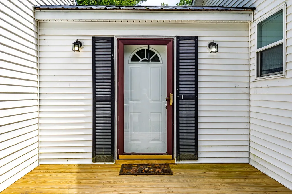 234 Cleve Tripp Road Poland ME 04274