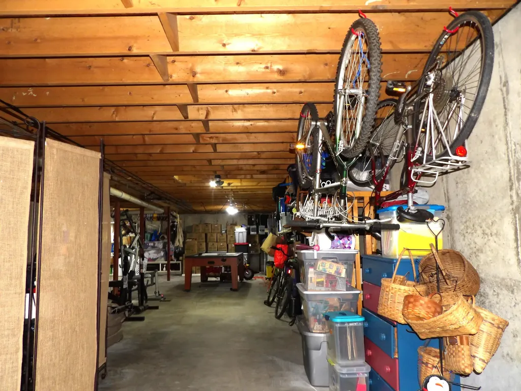 234 Cleve Tripp Road Poland ME 04274