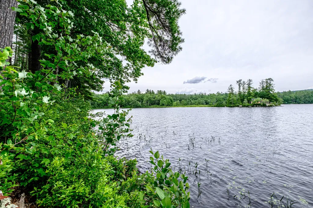 80 Wint Road Sweden ME 04040