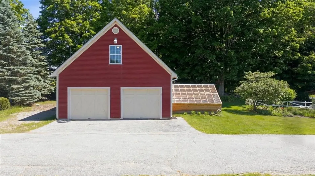 641 N Parish Road N Turner ME 04282