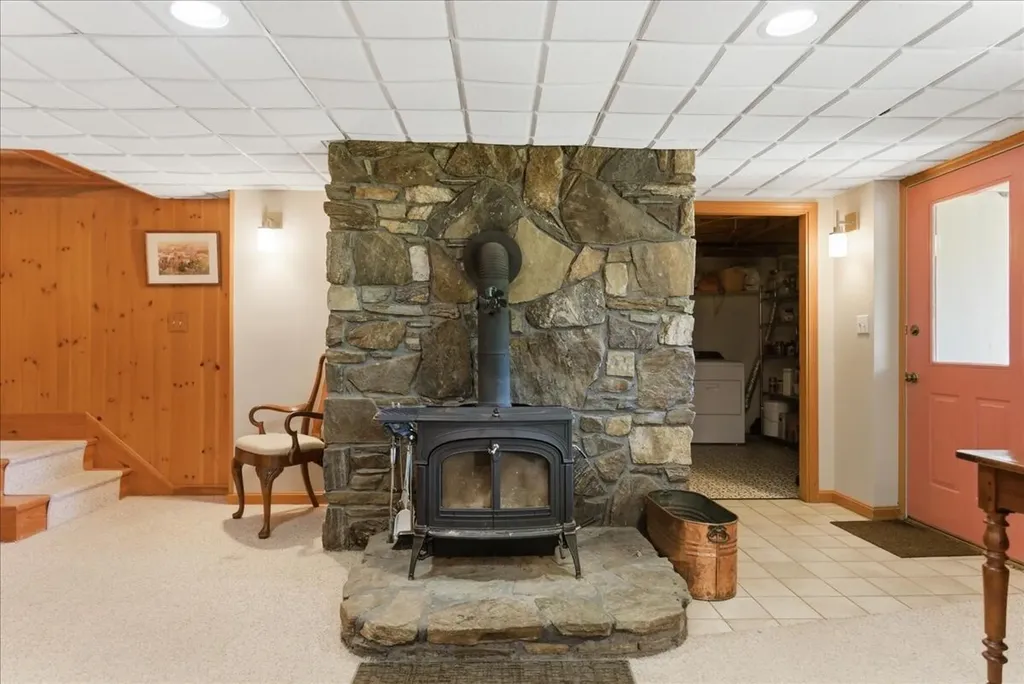 641 N Parish Road N Turner ME 04282