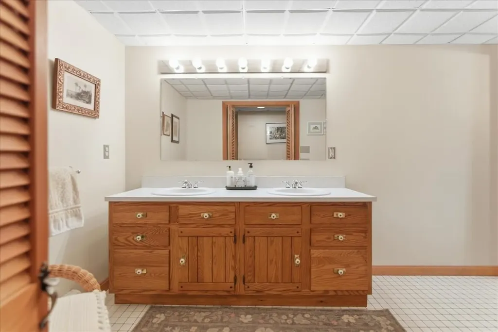 641 N Parish Road N Turner ME 04282