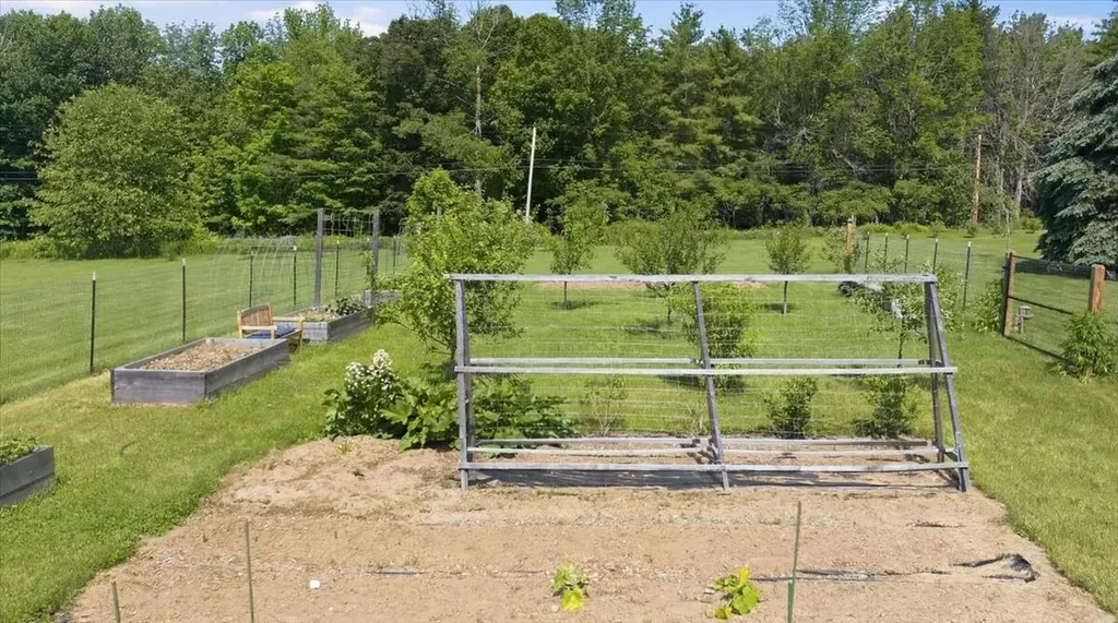 641 N Parish Road N Turner ME 04282