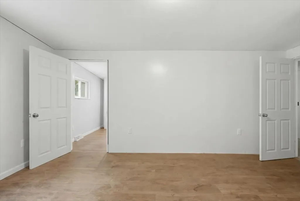 182 Manley Road Auburn ME 04210