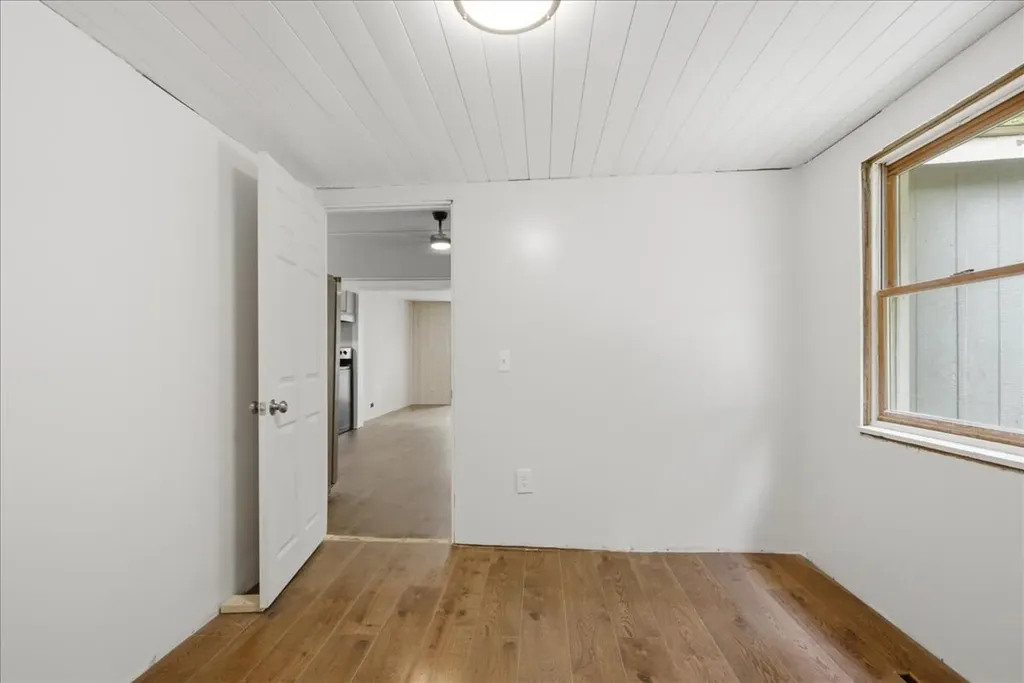 182 Manley Road Auburn ME 04210