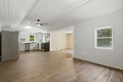 182 Manley Road Auburn ME 04210