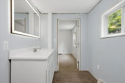 182 Manley Road Auburn ME 04210