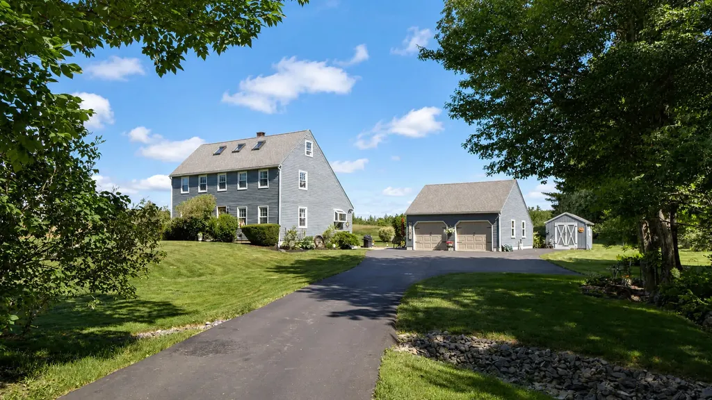 42 Rust Road Gorham ME 04038