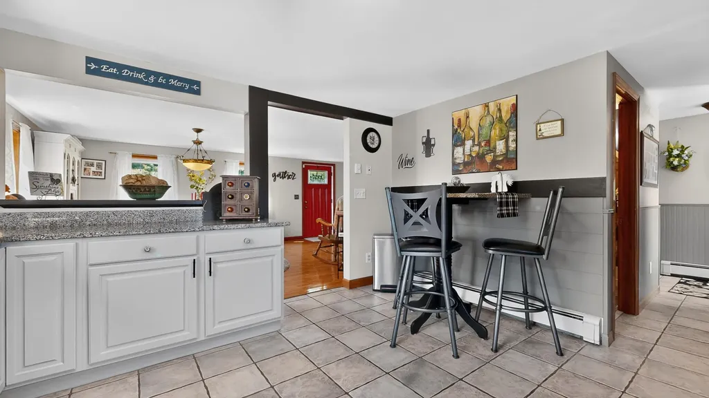 42 Rust Road Gorham ME 04038