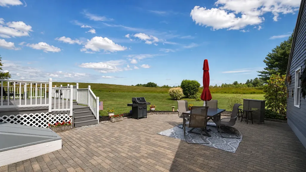 42 Rust Road Gorham ME 04038
