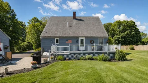 42 Rust Road Gorham ME 04038