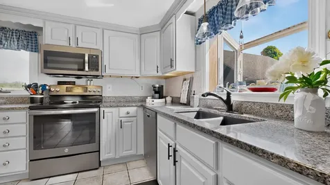 42 Rust Road Gorham ME 04038