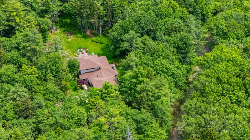 52 Oak Run Road Westport Island ME 04578