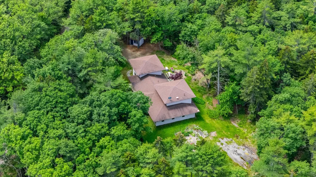 52 Oak Run Road Westport Island ME 04578