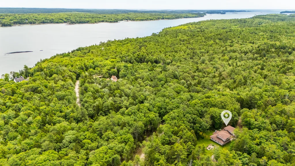 52 Oak Run Road Westport Island ME 04578