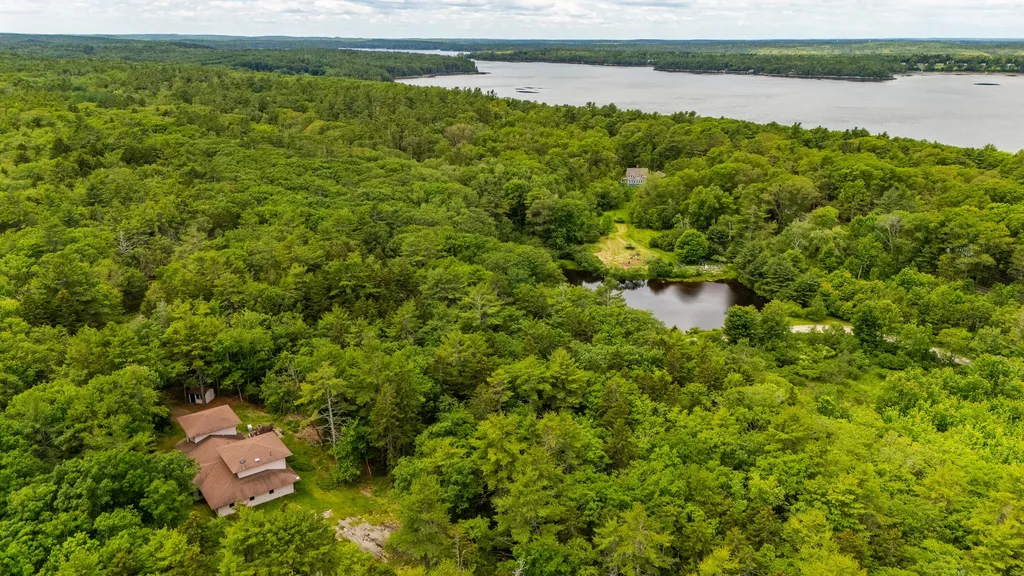 52 Oak Run Road Westport Island ME 04578