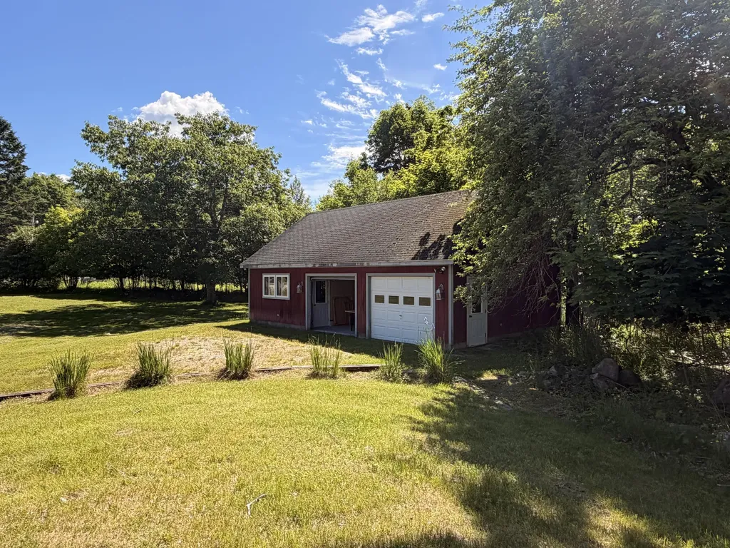69 Quarry Road Sullivan ME 04664