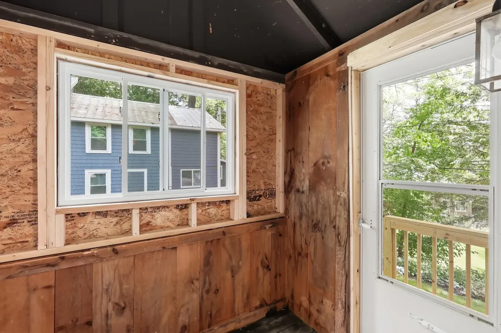 132 N Shore Lane Winthrop ME 04364