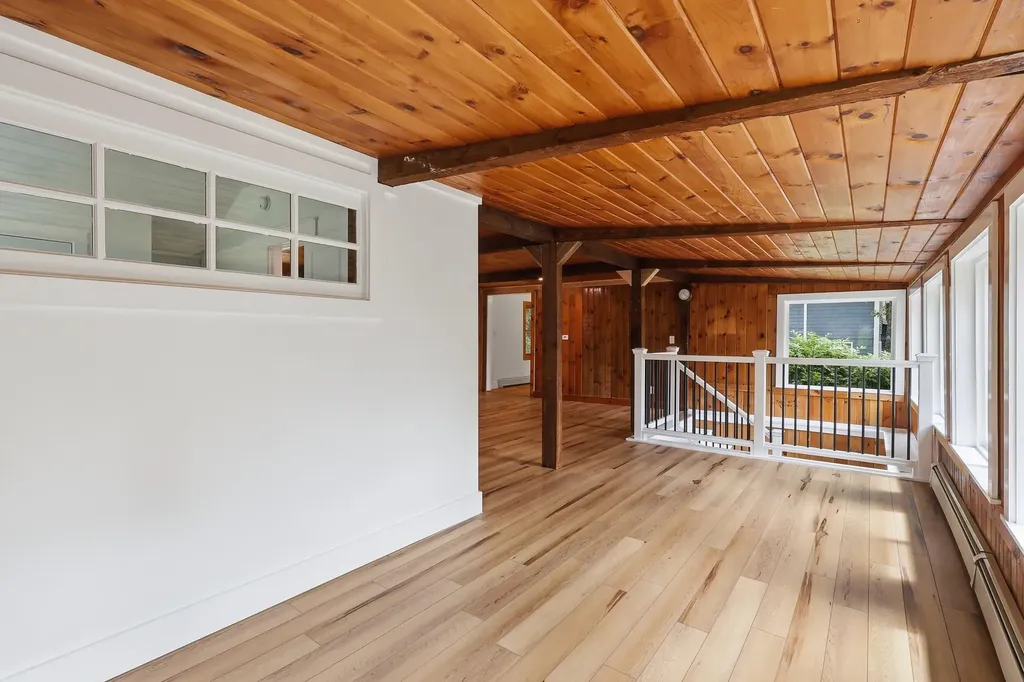 132 N Shore Lane Winthrop ME 04364