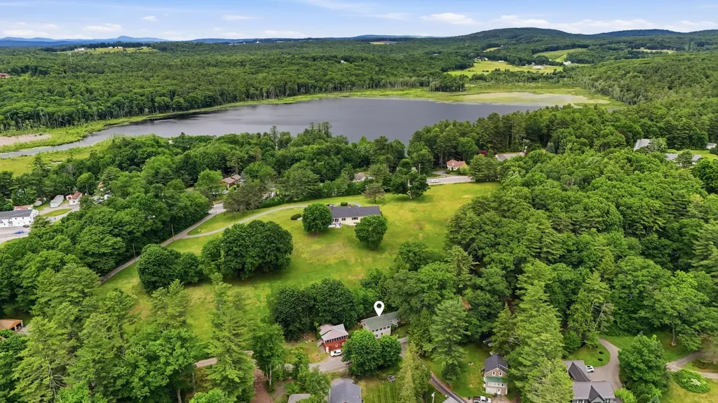 132 N Shore Lane Winthrop ME 04364
