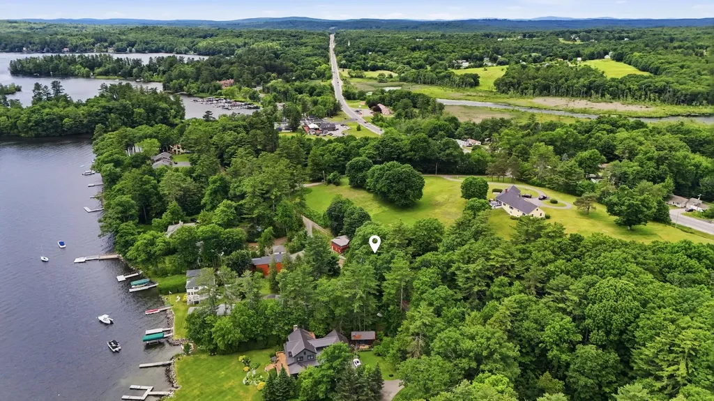 132 N Shore Lane Winthrop ME 04364