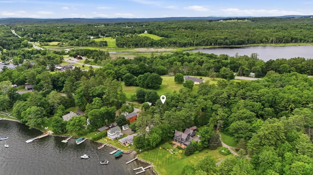 132 N Shore Lane Winthrop ME 04364