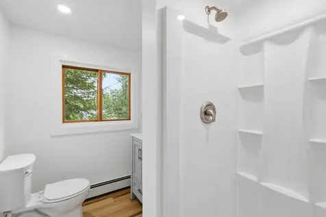 132 N Shore Lane Winthrop ME 04364