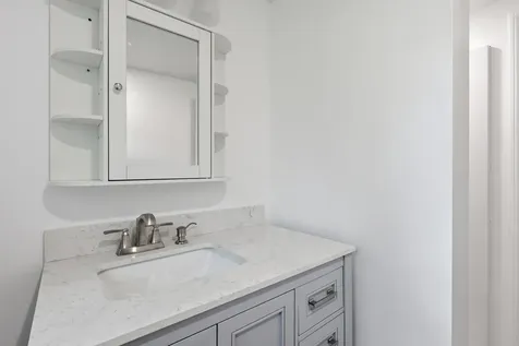 132 N Shore Lane Winthrop ME 04364