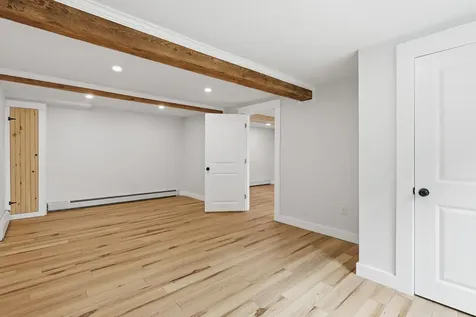 132 N Shore Lane Winthrop ME 04364